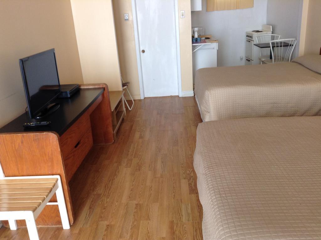 Motel Rive Du Lac Saint-Zotique Ruang foto